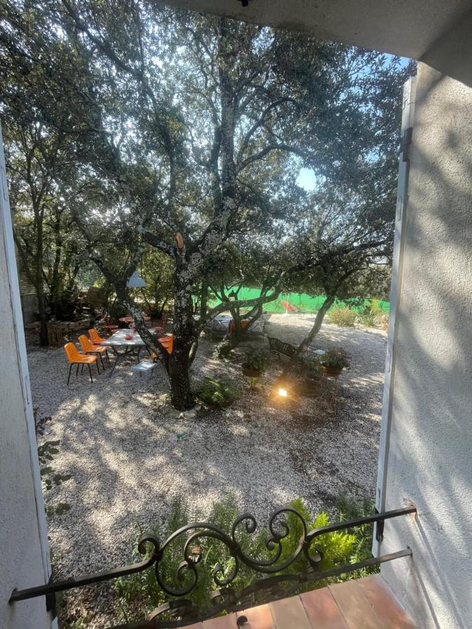 Le Calme De La Garrigue Bed and Breakfast Russan Buitenkant foto